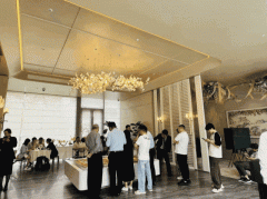 论当下的“性价比”仍是将来的预期